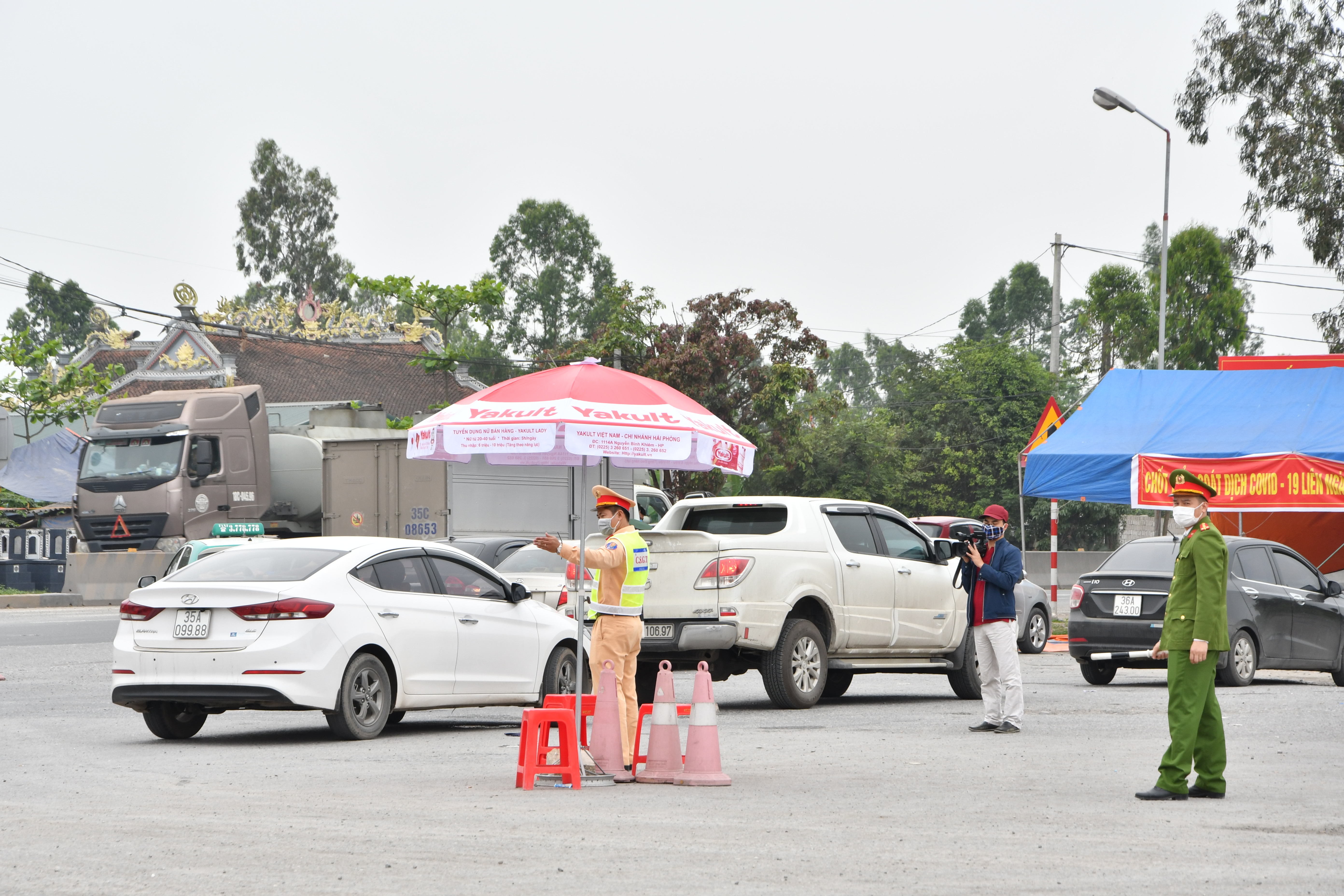 Tạm dừng toàn bộ hoạt động vận chuyển hành khách từ Hải Phòng đi các tỉnh Quảng Ninh, Hải Dương